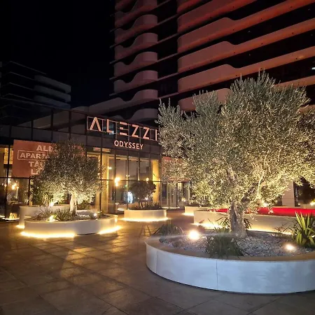 Motoa Pool & By Alezzi Apartment