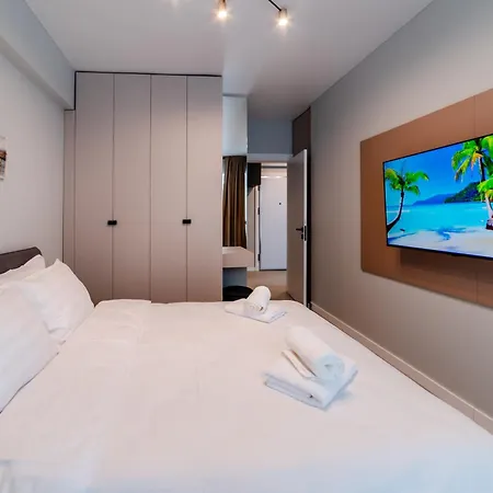 Motoa Pool & By Alezzi Mamaia Nord Apartamento *