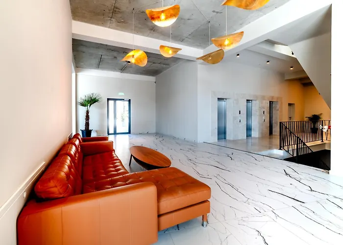 Motoa Pool & By Alezzi Appartement