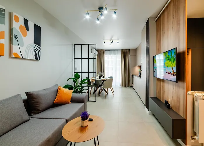 Motoa Pool & By Alezzi Năvodari