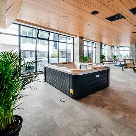 Motoa Pool & By Alezzi * Năvodari