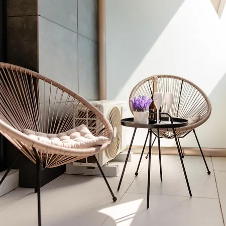 Motoa Pool & By Alezzi Năvodari